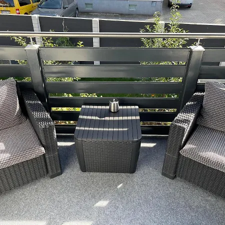 A&m Ferienwohnung Wohnen Wie Zuhause Lägenhet